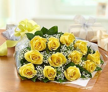 A Dozen Yellow Rose Bouquet